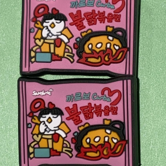 (6 for $10) Different Food 🤑 SALE Croc Shoe Charms - Picture 4 of 4